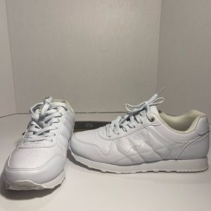 Levi’s size 8 women shoes